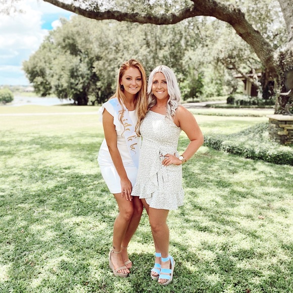 Altar'd State Dresses & Skirts - Altar’d State green leopard dress